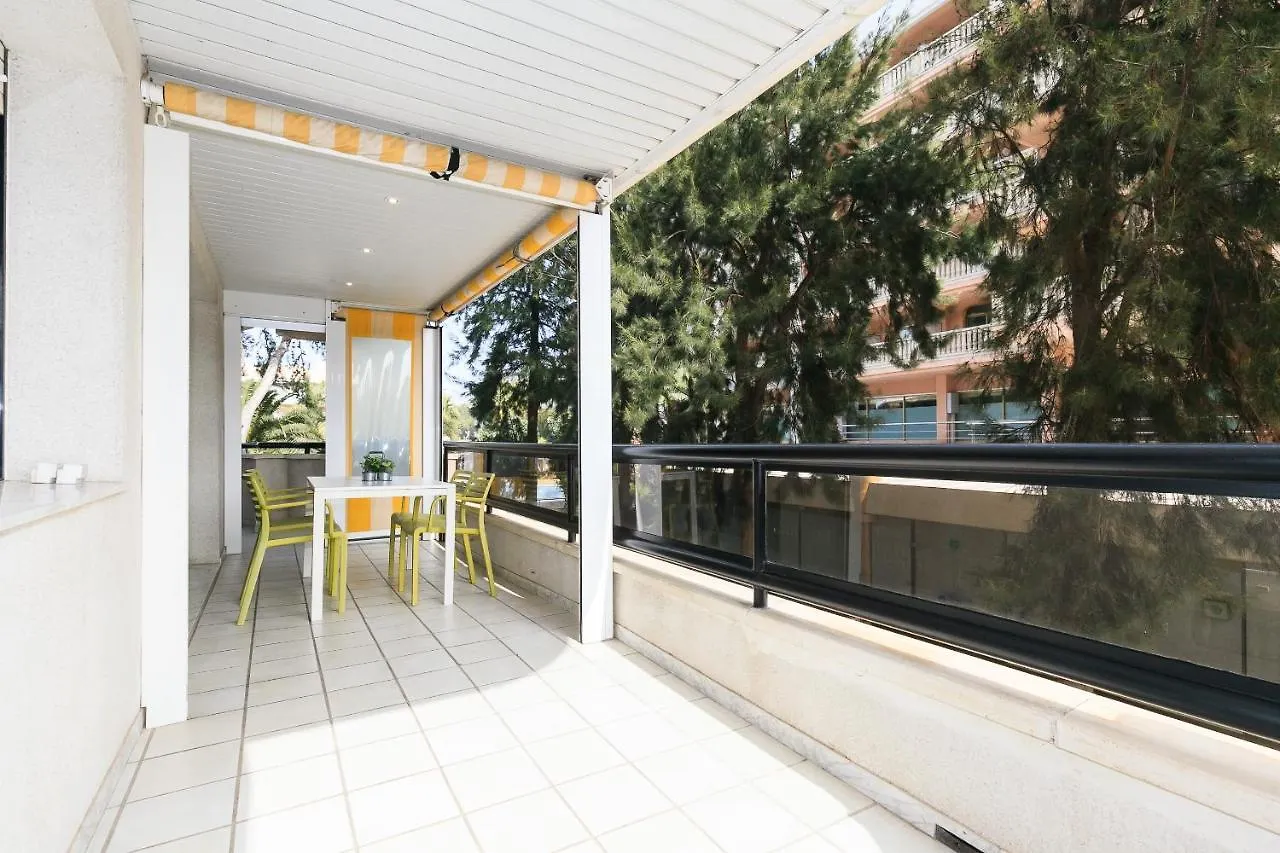 Uhc Cancun Apartments サロウ