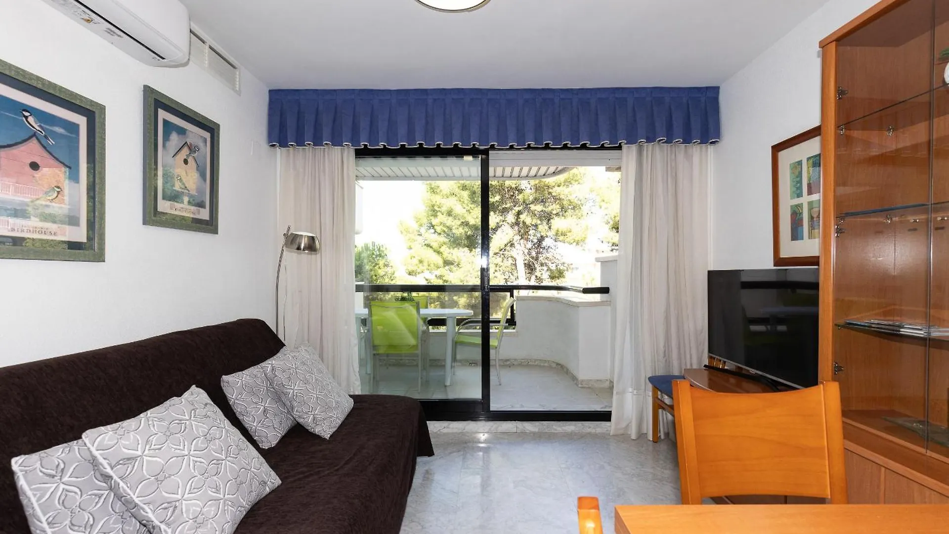 Uhc Cancun Apartments サロウ